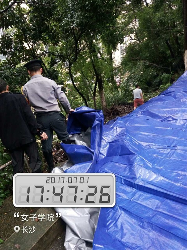 湖南保安服務,墻外高空清洗服務,湖南保利天創(chuàng)物業(yè)發(fā)展有限公司 湖南保安服務,墻外高空清洗服務,湖南保利天創(chuàng)物業(yè)發(fā)展有限公司