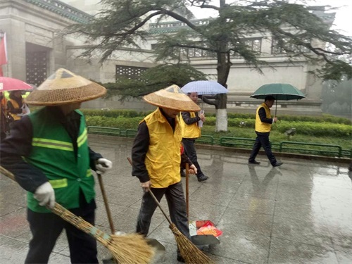 湖南保安服務(wù),墻外高空清洗服務(wù),湖南保利天創(chuàng)物業(yè)發(fā)展有限公司 湖南保安服務(wù),墻外高空清洗服務(wù),湖南保利天創(chuàng)物業(yè)發(fā)展有限公司