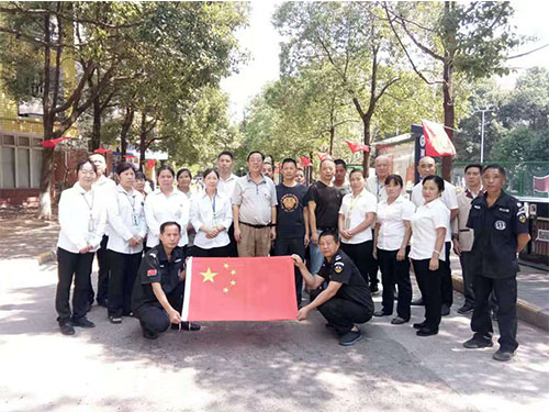 湖南保安服務,墻外高空清洗服務,湖南保利天創(chuàng)物業(yè)發(fā)展有限公司