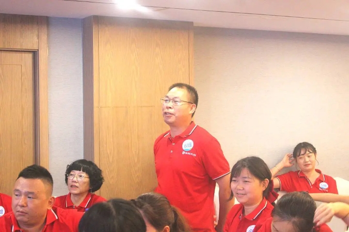 湖南保安服務,墻外高空清洗服務,湖南保利天創(chuàng)物業(yè)發(fā)展有限公司