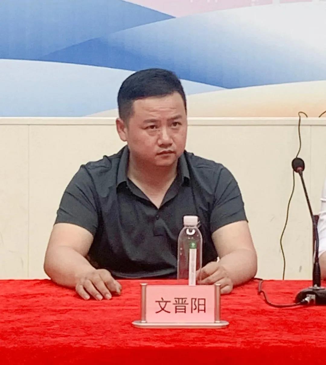 湖南保安服務,墻外高空清洗服務,湖南保利天創(chuàng)物業(yè)發(fā)展有限公司 湖南保安服務,墻外高空清洗服務,湖南保利天創(chuàng)物業(yè)發(fā)展有限公司