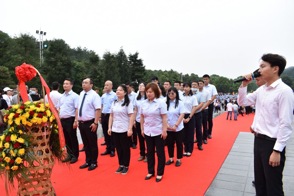 湖南保安服務,墻外高空清洗服務,湖南保利天創(chuàng)物業(yè)發(fā)展有限公司