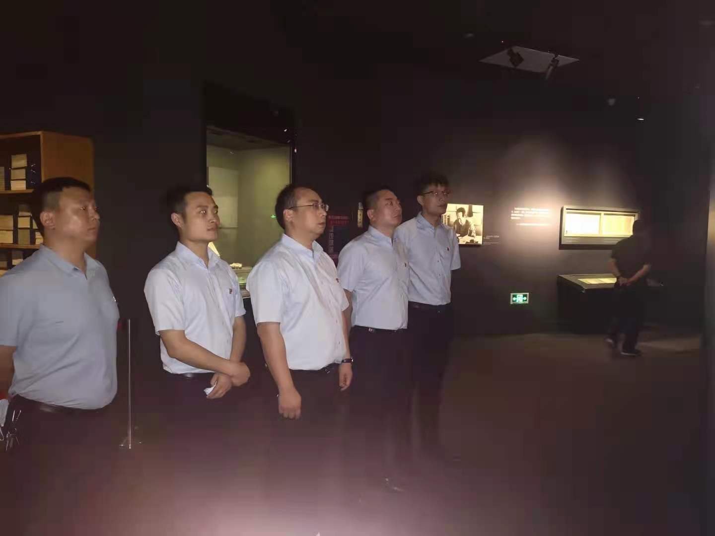 湖南保安服務,墻外高空清洗服務,湖南保利天創(chuàng)物業(yè)發(fā)展有限公司