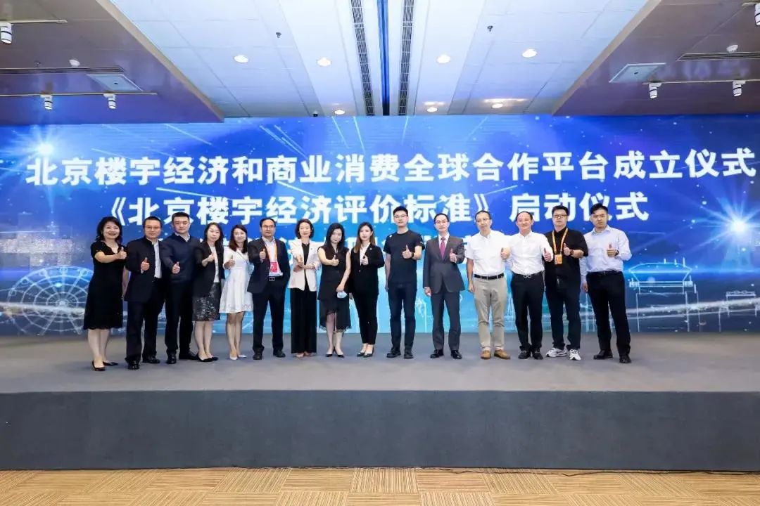 湖南保安服務(wù),墻外高空清洗服務(wù),湖南保利天創(chuàng)物業(yè)發(fā)展有限公司