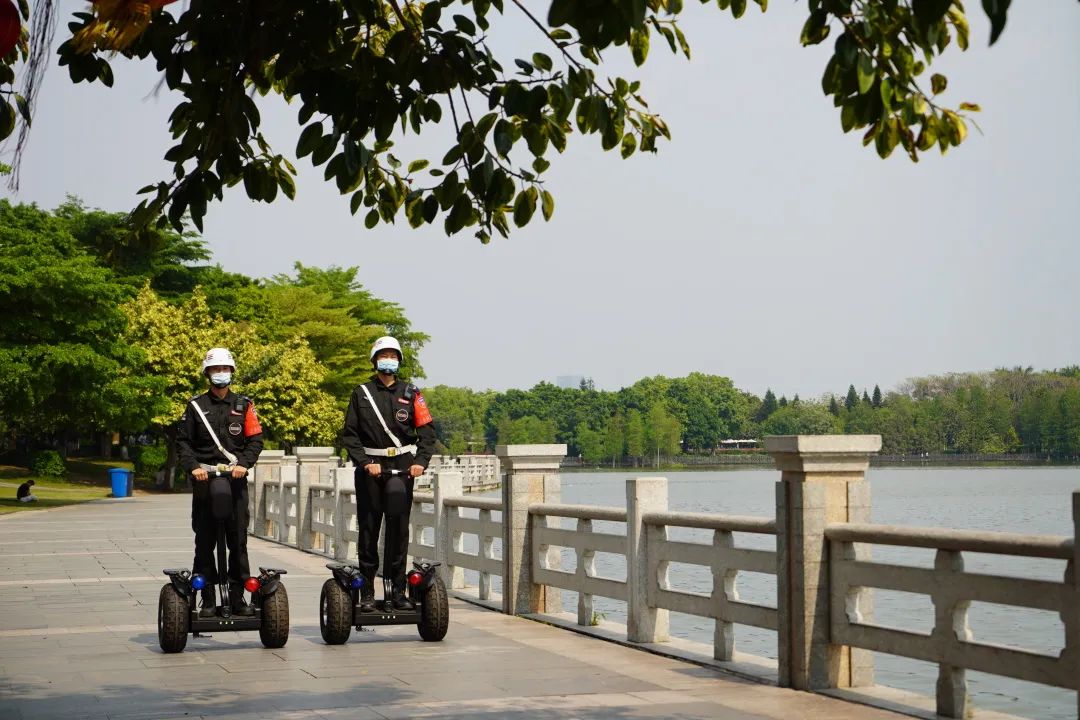 湖南保安服務,墻外高空清洗服務,湖南保利天創(chuàng)物業(yè)發(fā)展有限公司