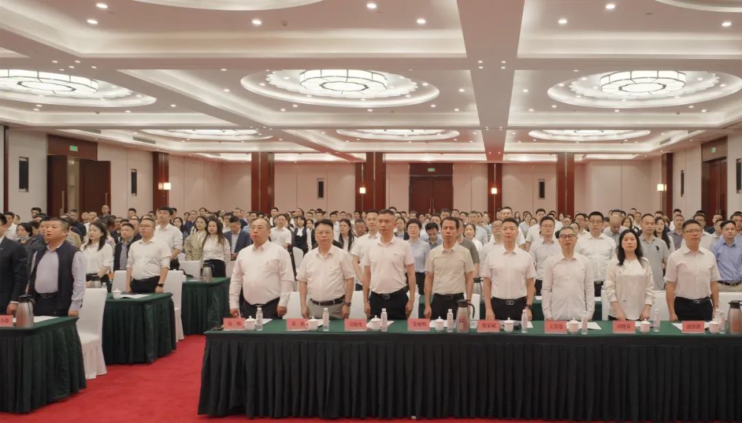 湖南保安服務,墻外高空清洗服務,湖南保利天創(chuàng)物業(yè)發(fā)展有限公司