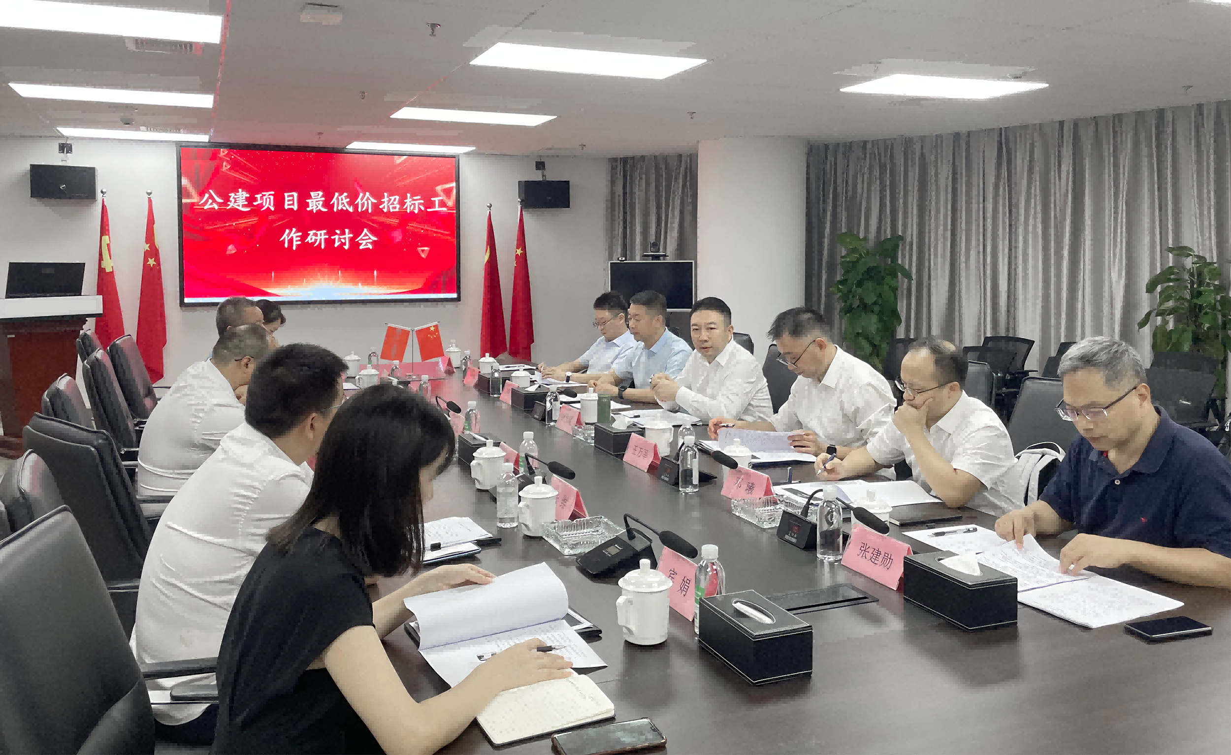 湖南保安服務(wù),墻外高空清洗服務(wù),湖南保利天創(chuàng)物業(yè)發(fā)展有限公司