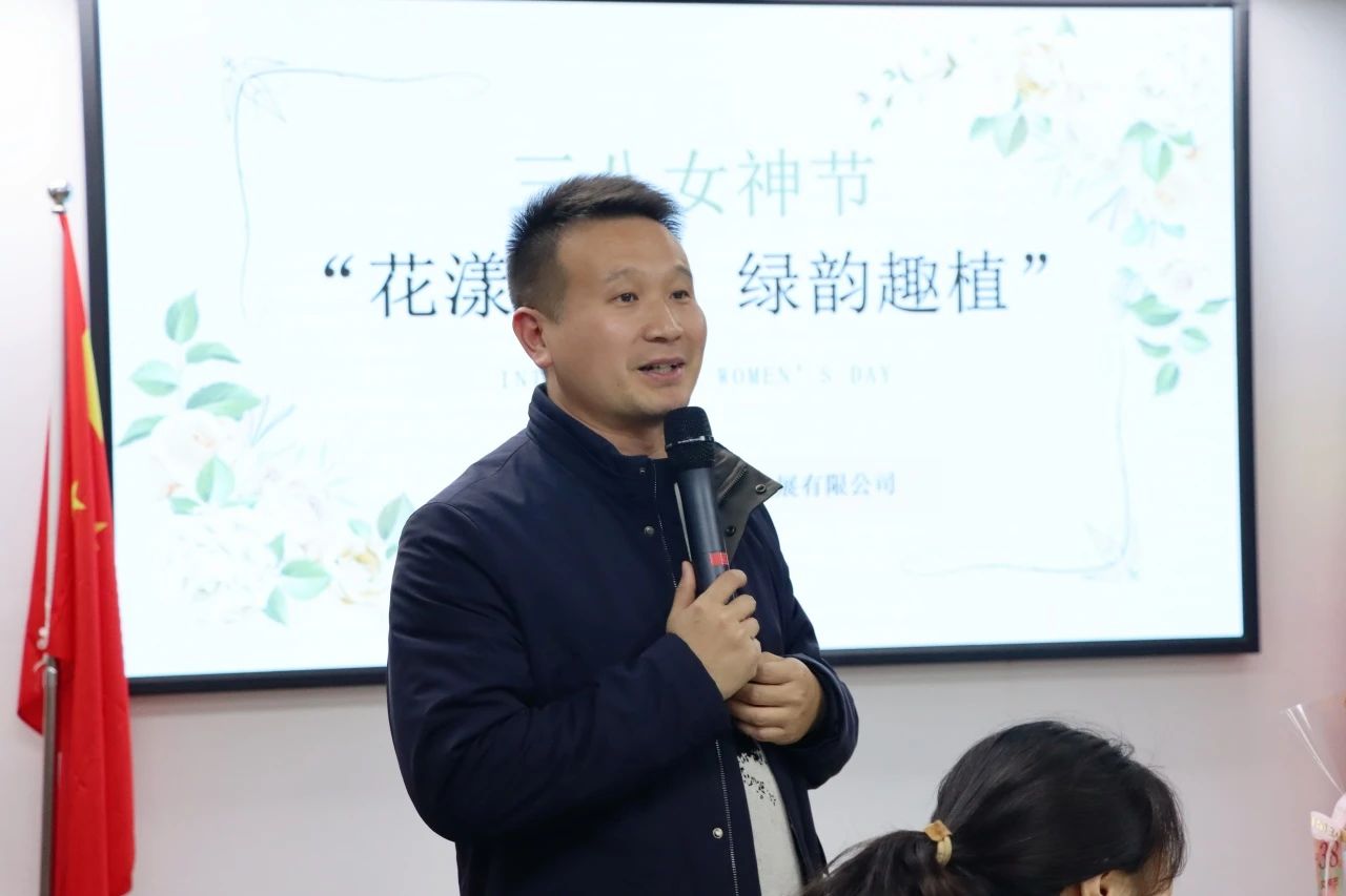 湖南保安服務(wù),墻外高空清洗服務(wù),湖南保利天創(chuàng)物業(yè)發(fā)展有限公司